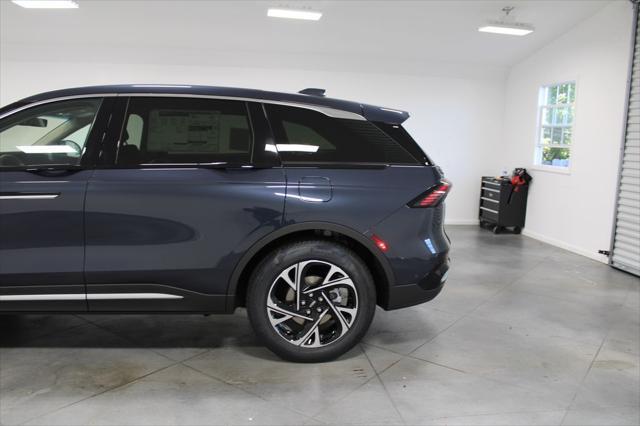 new 2024 Lincoln Nautilus car, priced at $57,000