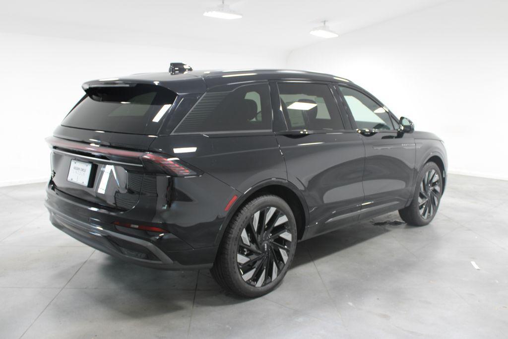 new 2025 Lincoln Nautilus car, priced at $67,464