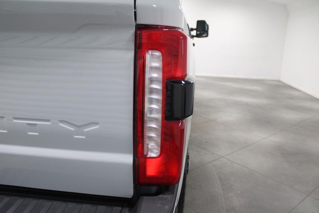 new 2025 Ford F-250 car, priced at $64,952