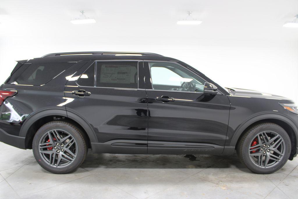 new 2025 Ford Explorer car, priced at $57,367