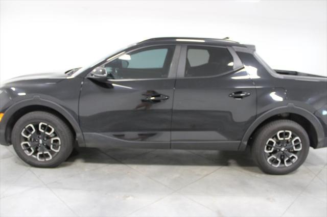 used 2023 Hyundai SANTA CRUZ car, priced at $25,368