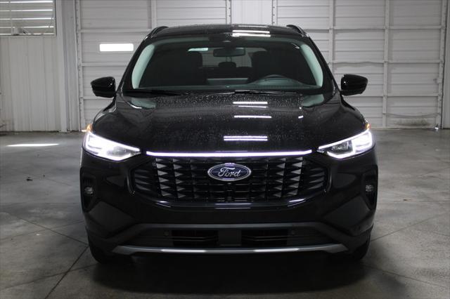 new 2025 Ford Escape car, priced at $41,648