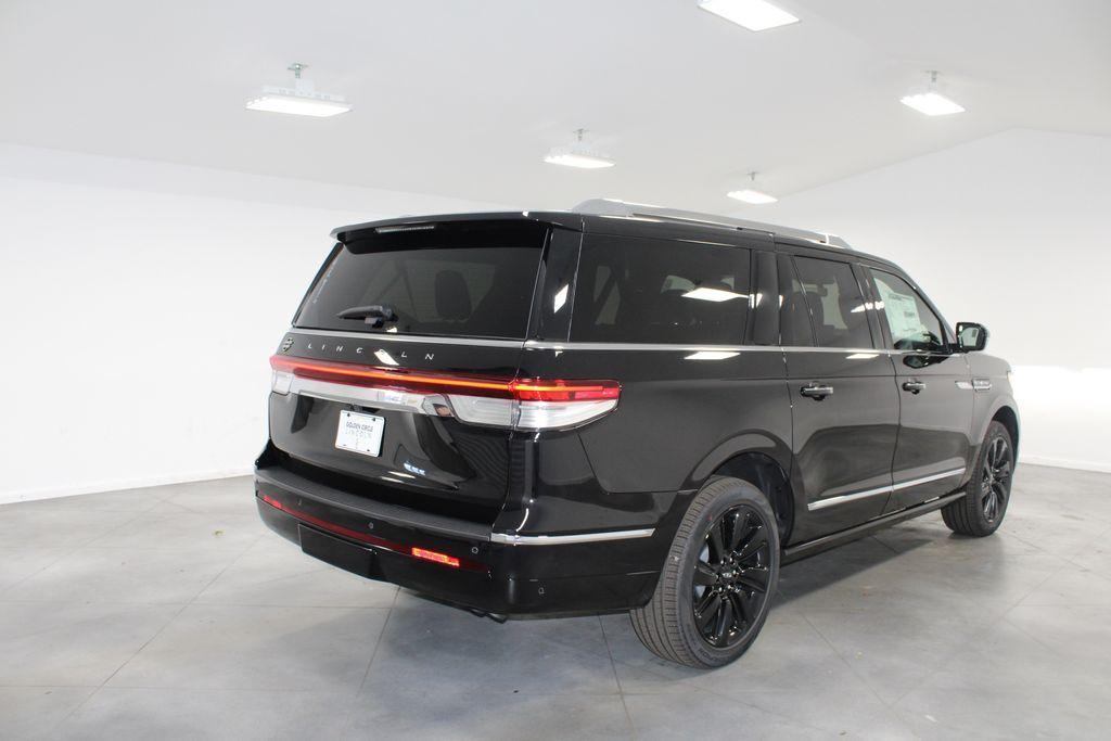 new 2024 Lincoln Navigator L car, priced at $103,545