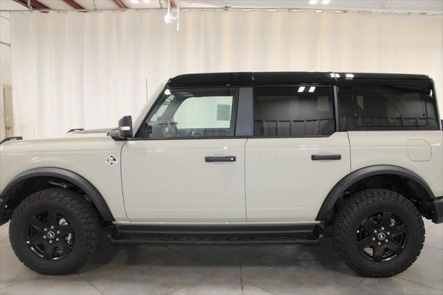 new 2025 Ford Bronco car, priced at $53,879