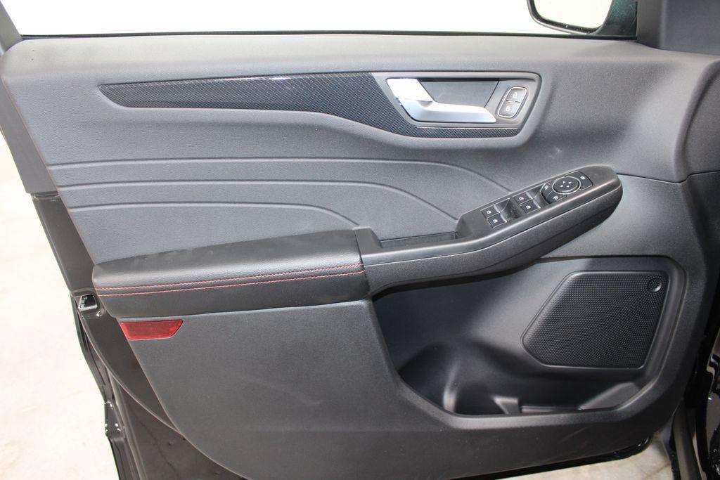 new 2025 Ford Escape car, priced at $27,151