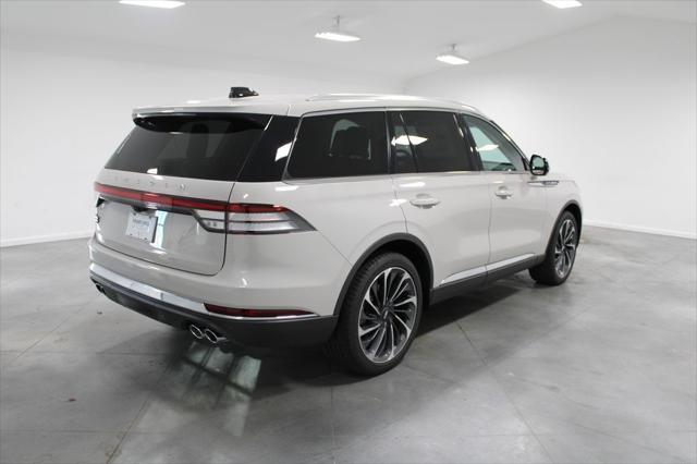 new 2025 Lincoln Aviator car, priced at $70,252