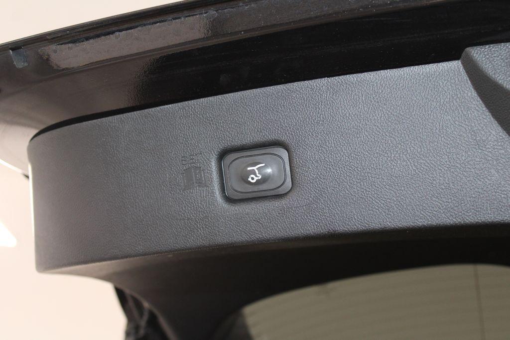 used 2021 Lincoln Nautilus car, priced at $27,358