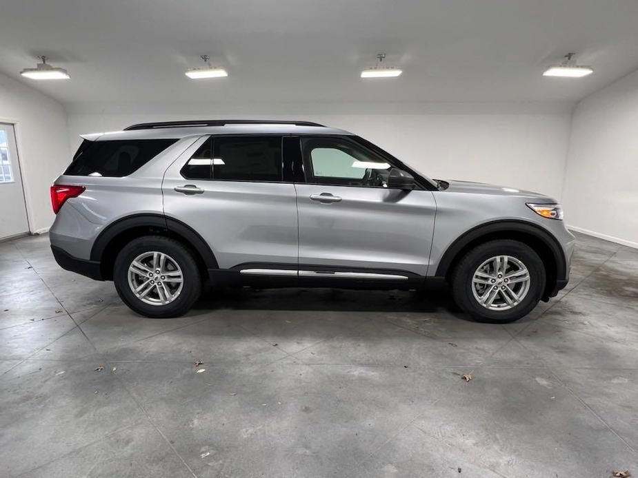 new 2024 Ford Explorer car, priced at $41,429