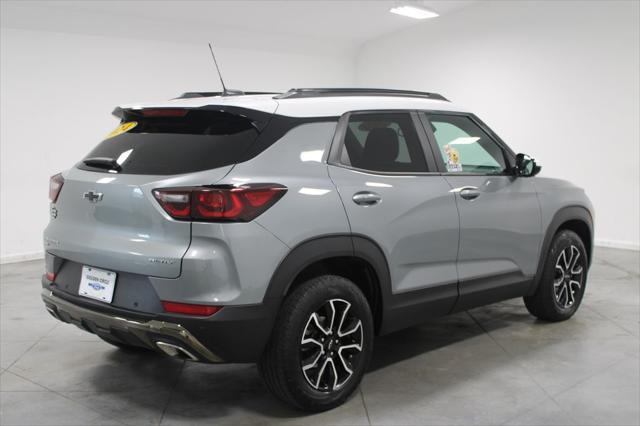 used 2024 Chevrolet TrailBlazer car, priced at $27,128