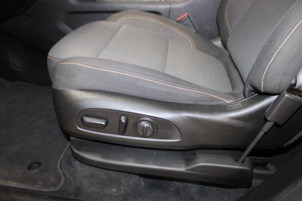 used 2021 Chevrolet Traverse car, priced at $17,488