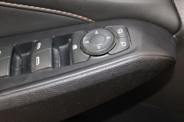used 2021 Chevrolet Traverse car, priced at $20,000