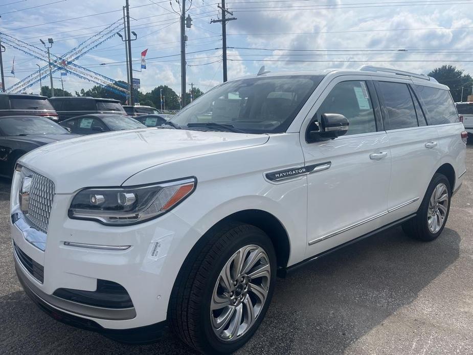 new 2024 Lincoln Navigator car, priced at $96,340