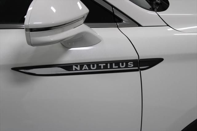 used 2022 Lincoln Nautilus car, priced at $33,403