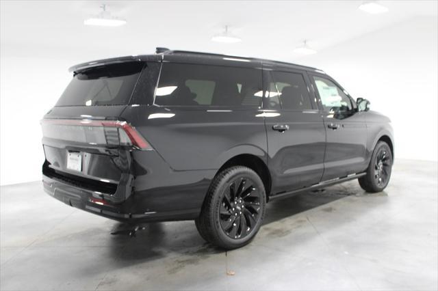 new 2025 Lincoln Navigator car, priced at $109,936