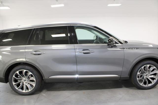 new 2025 Lincoln Aviator car, priced at $60,987