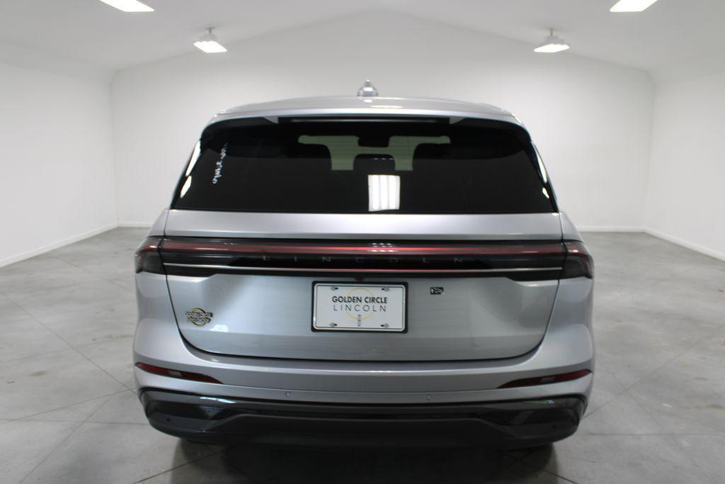new 2025 Lincoln Nautilus car, priced at $56,434