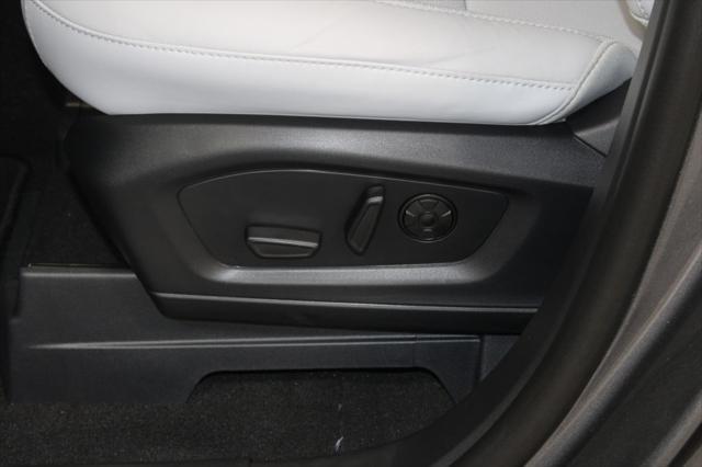 new 2025 Ford Explorer car, priced at $57,391