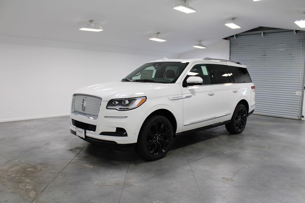 new 2024 Lincoln Navigator car, priced at $101,970