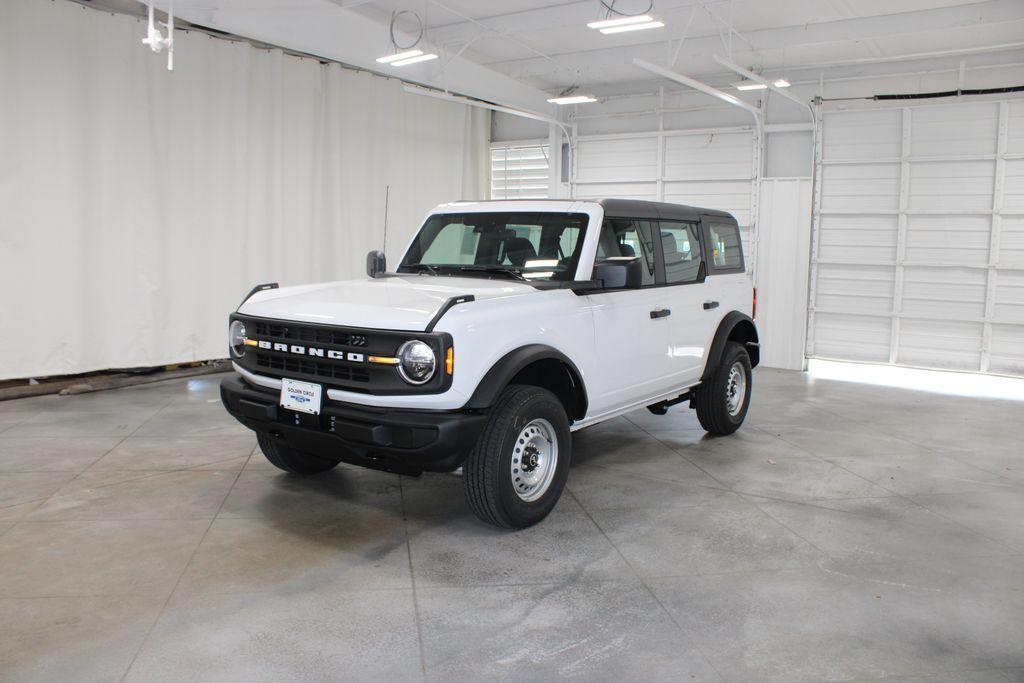 new 2025 Ford Bronco car, priced at $41,698