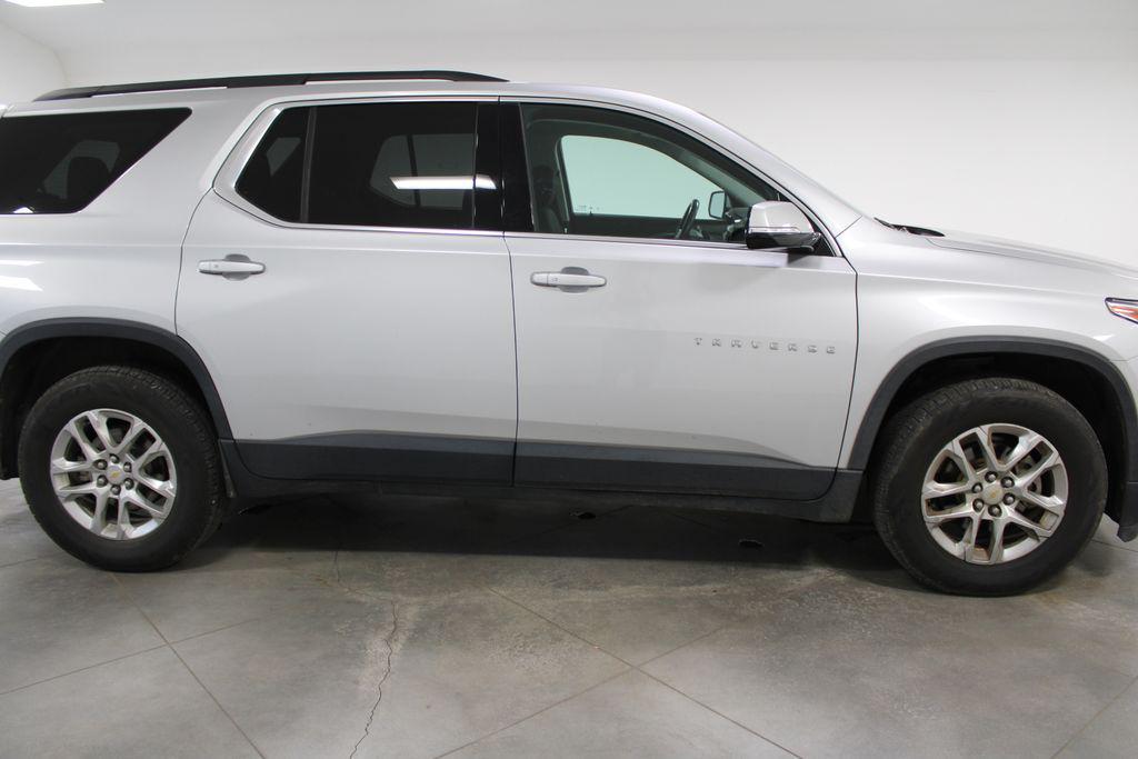 used 2019 Chevrolet Traverse car, priced at $17,718