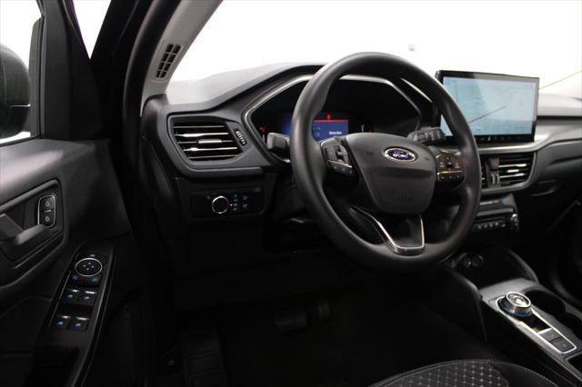 new 2025 Ford Escape car, priced at $29,875