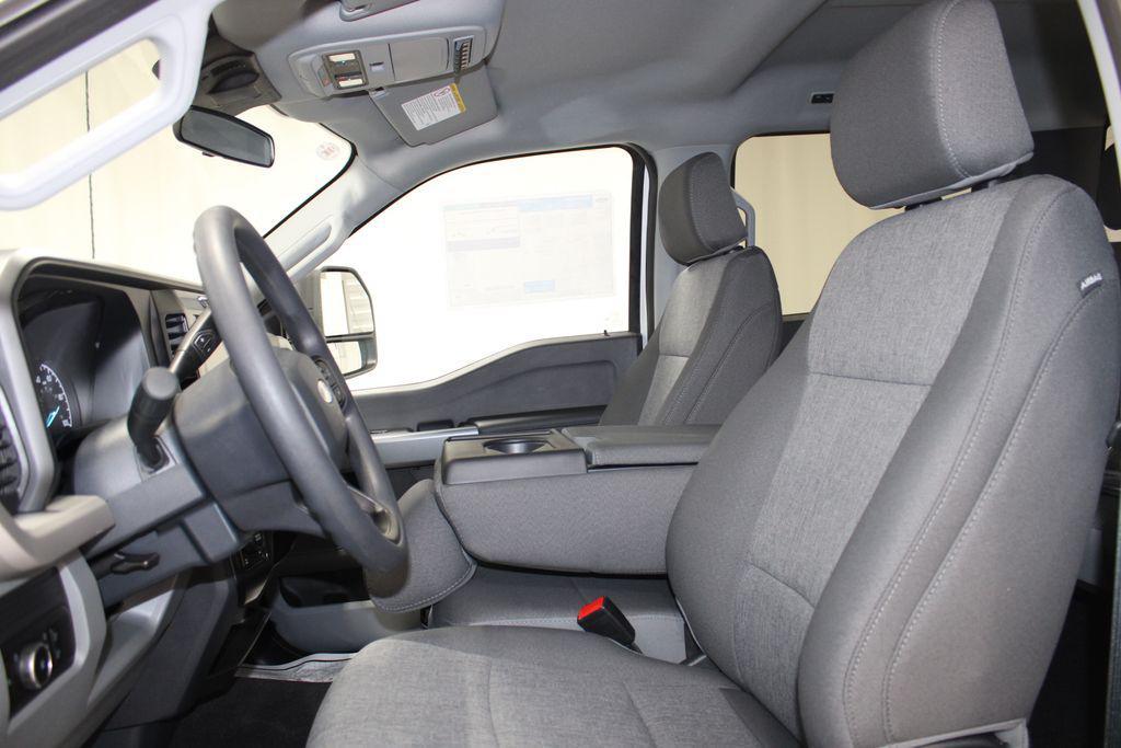 new 2025 Ford F-250 car, priced at $65,899