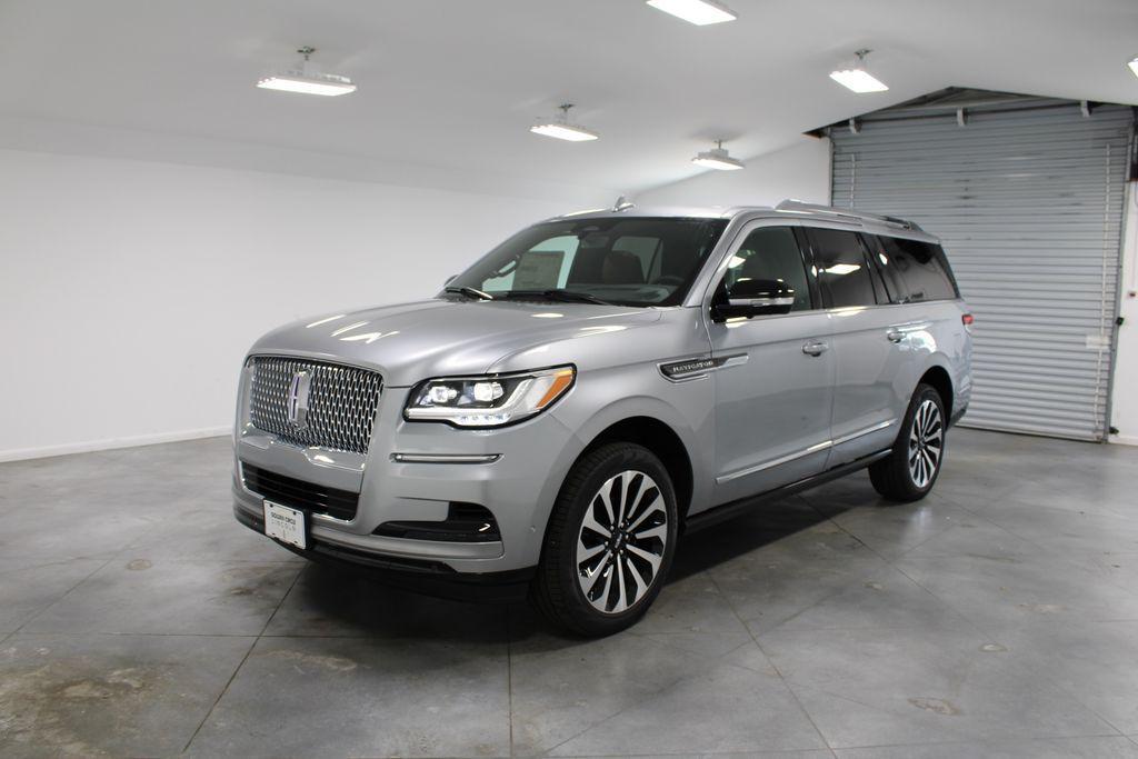 new 2024 Lincoln Navigator L car, priced at $102,009