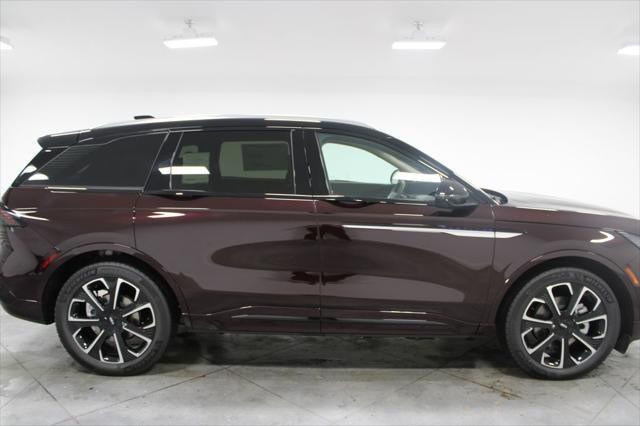 new 2025 Lincoln Nautilus car, priced at $63,081