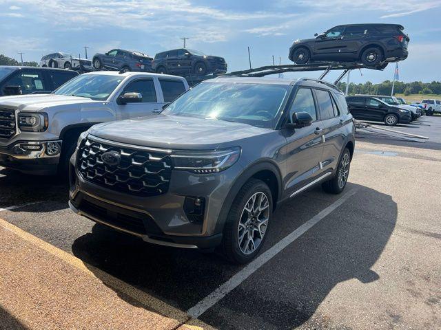 new 2025 Ford Explorer car, priced at $58,778