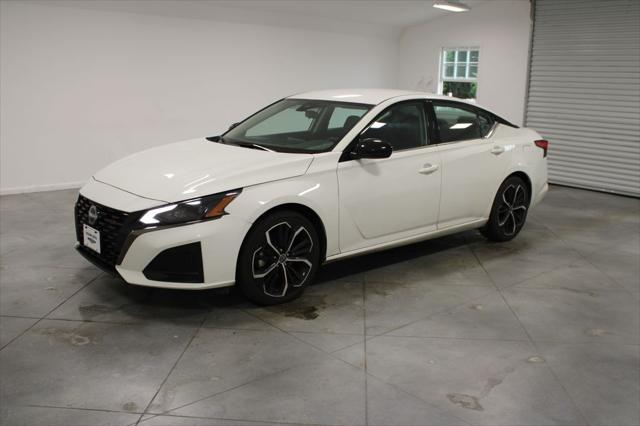 used 2023 Nissan Altima car, priced at $22,198