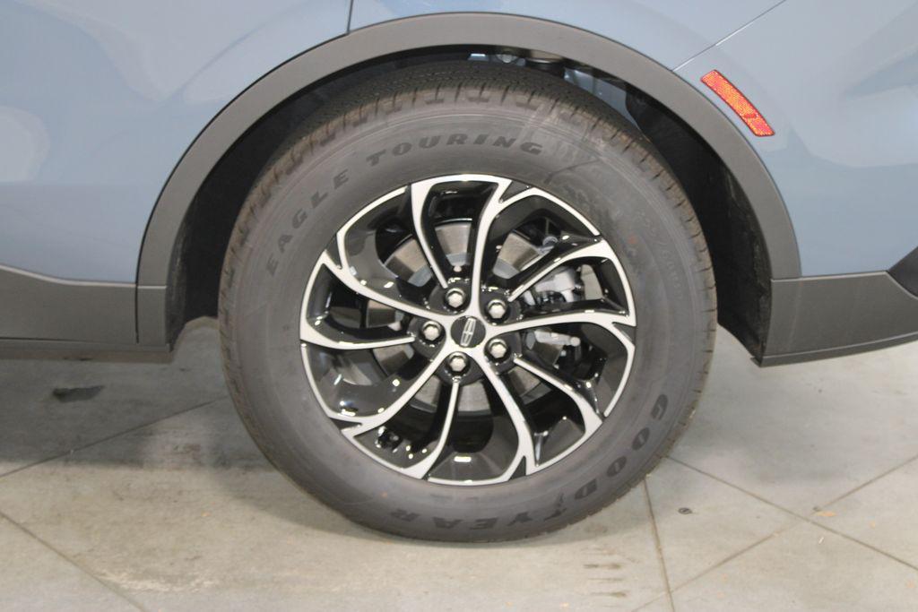 new 2025 Lincoln Nautilus car, priced at $54,785