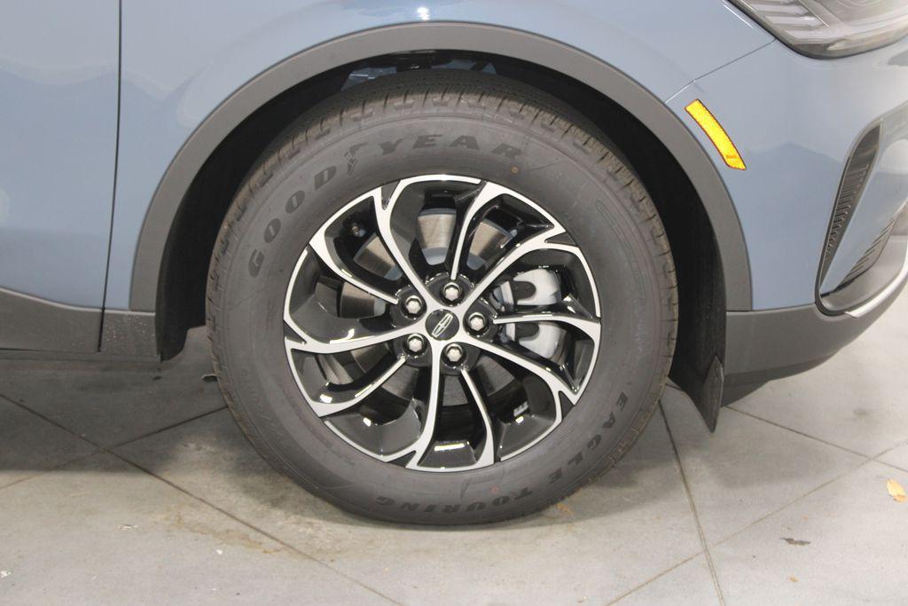 new 2025 Lincoln Nautilus car, priced at $54,785