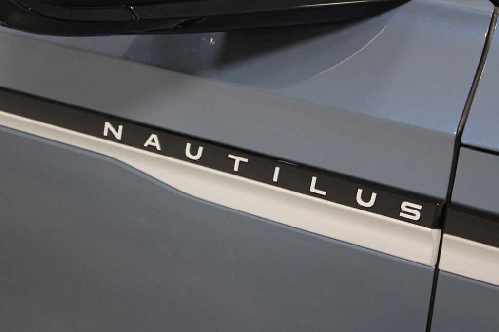 new 2025 Lincoln Nautilus car, priced at $54,785