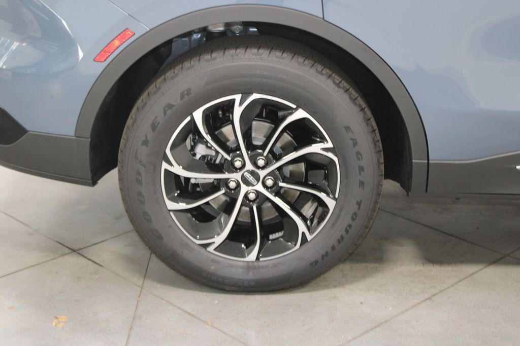 new 2025 Lincoln Nautilus car, priced at $54,785