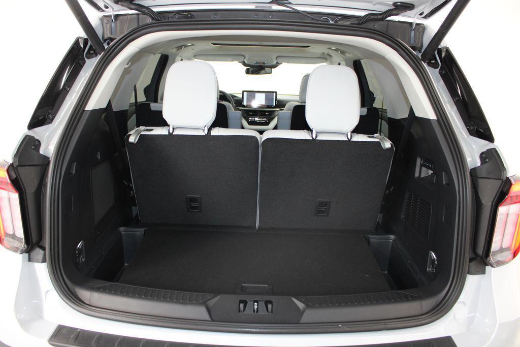 new 2025 Ford Explorer car, priced at $55,198