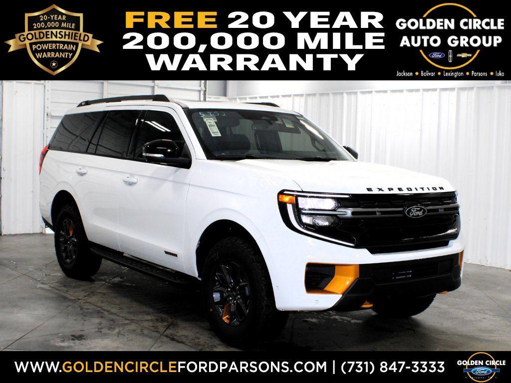 new 2025 Ford Expedition car, priced at $79,998