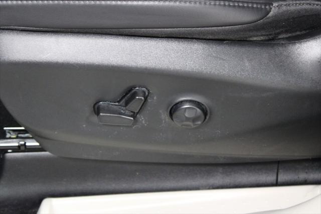 used 2023 Chrysler Pacifica car, priced at $24,728
