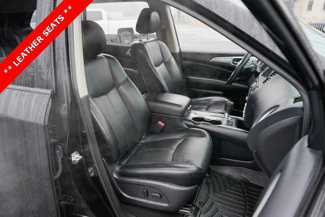 used 2020 Nissan Pathfinder car, priced at $16,000