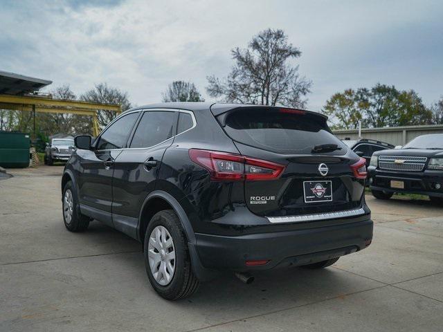 used 2020 Nissan Rogue Sport car, priced at $17,500