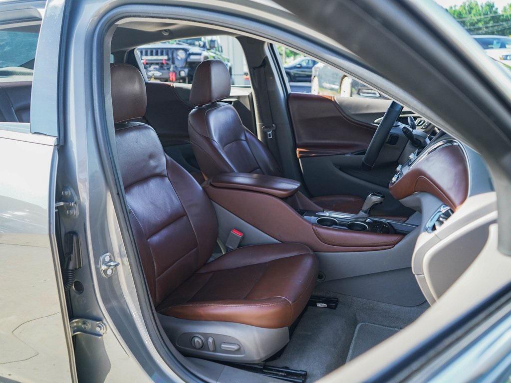 used 2017 Chevrolet Malibu car, priced at $11,049