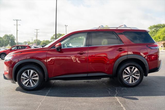 used 2022 Nissan Pathfinder car, priced at $25,000