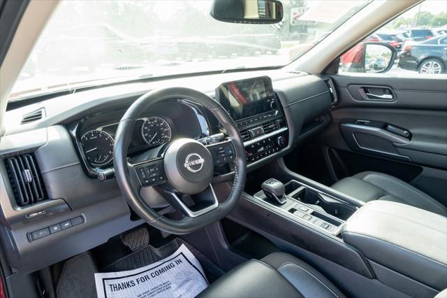 used 2022 Nissan Pathfinder car, priced at $25,000