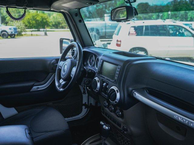 used 2015 Jeep Wrangler Unlimited car, priced at $19,000