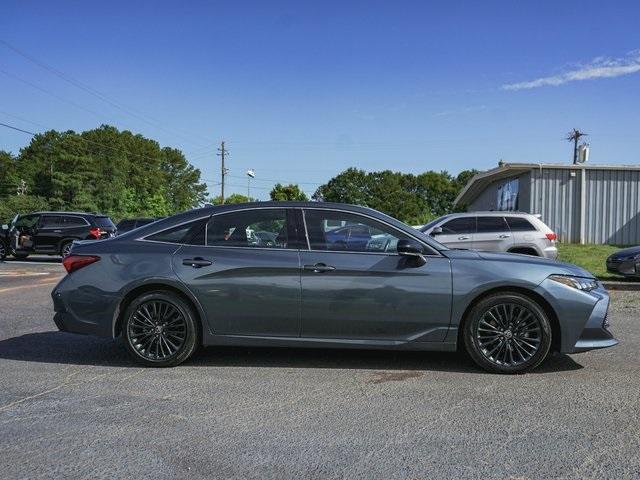 used 2021 Toyota Avalon Hybrid car, priced at $28,000