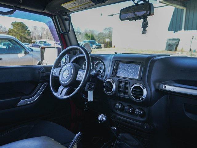 used 2013 Jeep Wrangler Unlimited car, priced at $17,500