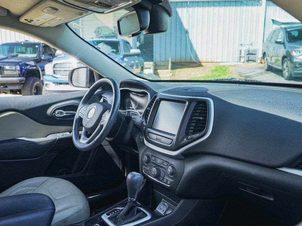used 2017 Jeep Cherokee car, priced at $11,750