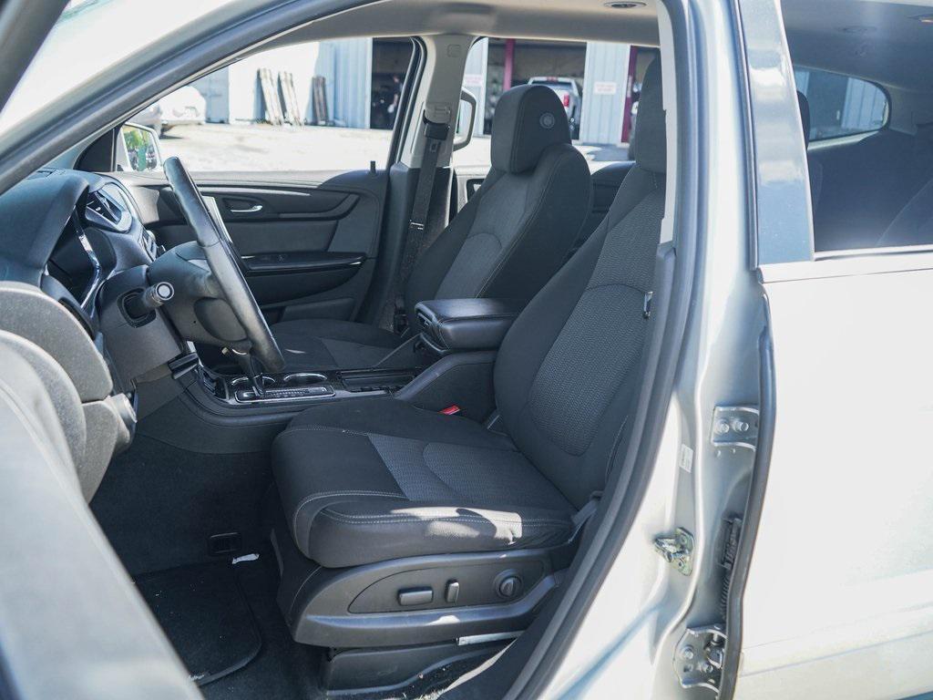 used 2016 Chevrolet Traverse car, priced at $8,500