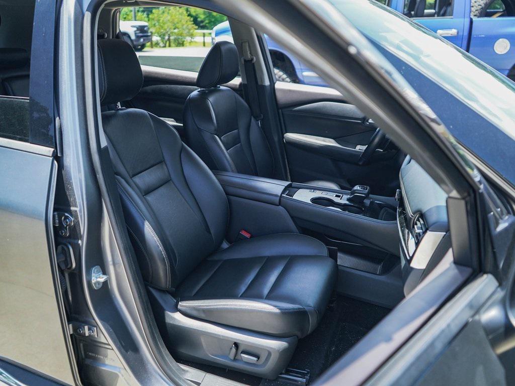 used 2022 Nissan Rogue car, priced at $18,467