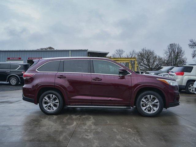 used 2015 Toyota Highlander car, priced at $18,500