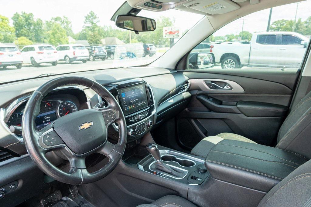 used 2020 Chevrolet Traverse car, priced at $17,165
